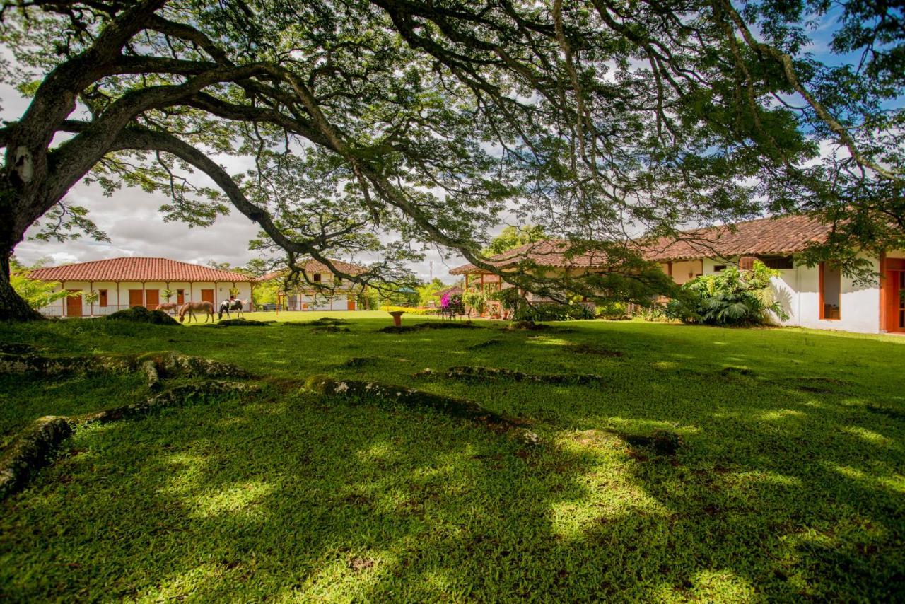 Hacienda El Saman Villa Кимбая Екстериор снимка