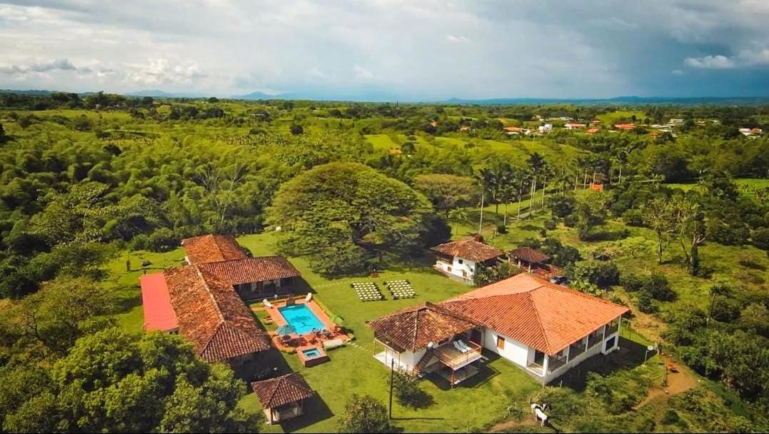 Hacienda El Saman Villa Кимбая Екстериор снимка